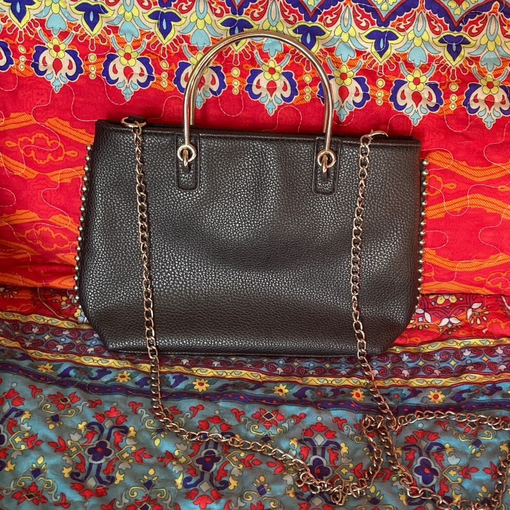 Pebbled Black Crossbody with silver Chain Handles - Women
